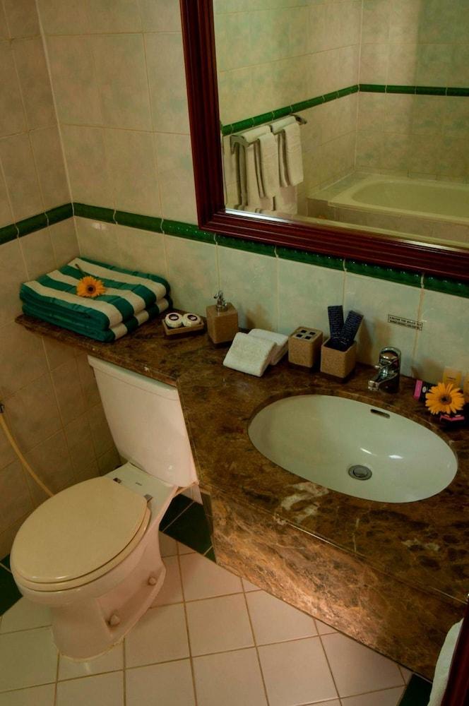 ג'קרטה The Residences At Puri Casablanca מראה חיצוני תמונה
